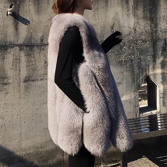 Fox Fur Vest Jacket in soft gray. Swing bottom. Hand made. - Picture 2 of 8